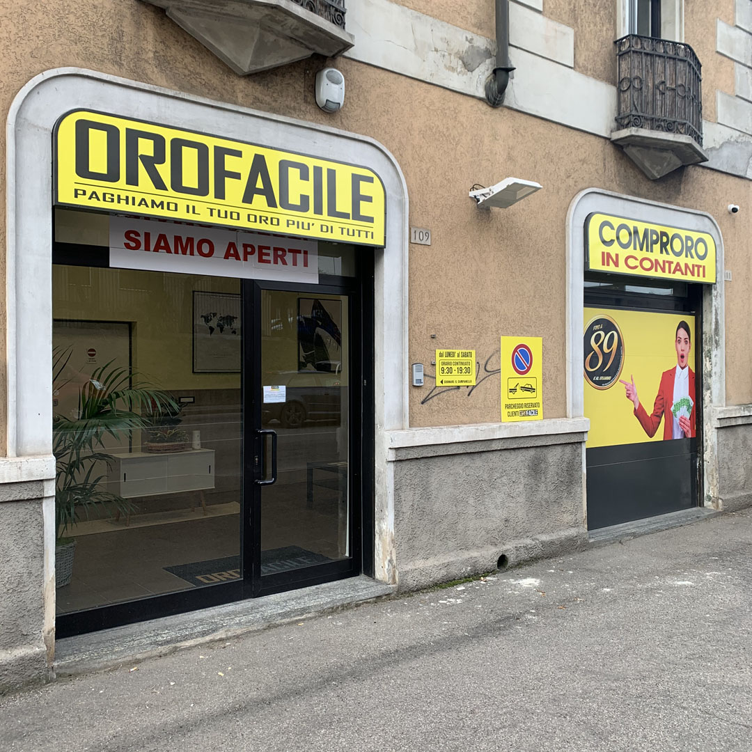 Compro oro Rho di Corso Europa, 105: ingresso negozio compro oro a Rho  panoramica negozio ritiro oro a Rho
