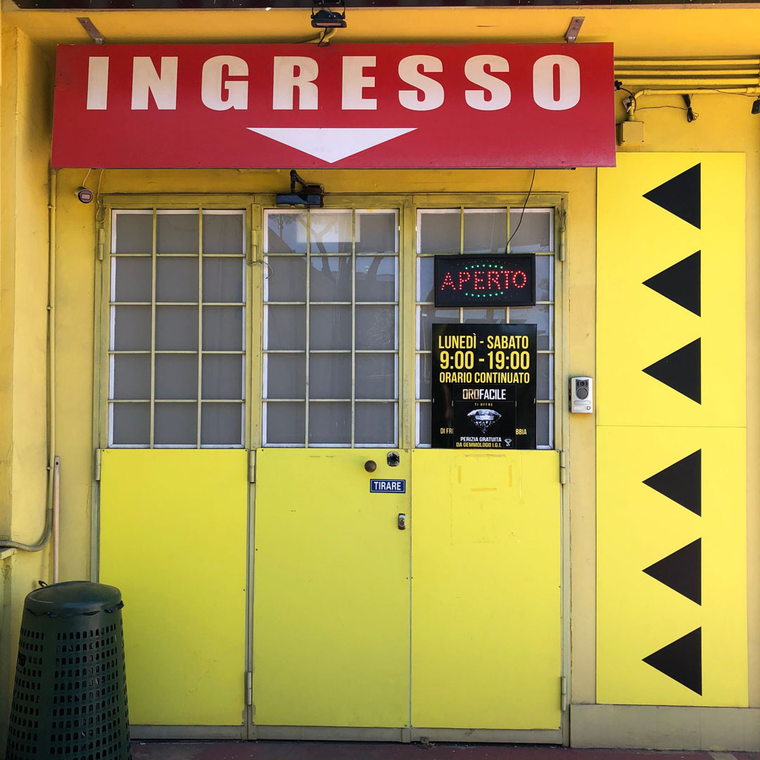 Compro oro Roma di Via Aurelia, 528: ingresso negozio compro oro a Roma  ingresso negozio ritiro oro usato a Roma