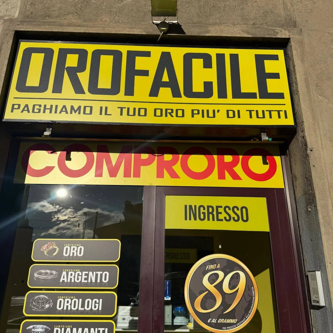 Compro oro Milano di Viale Marche, 30: ingresso negozio compro oro a Milano  dettaglio ingresso compro oro a Milano