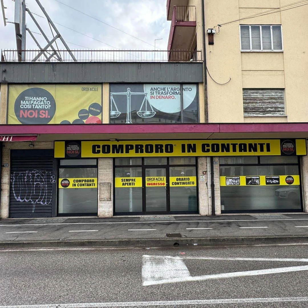 Compro oro Padova di Via Ludovico Ariosto, 48: ingresso negozio compro oro a Padova  panoramica negozio ritiro oro usato a Padova