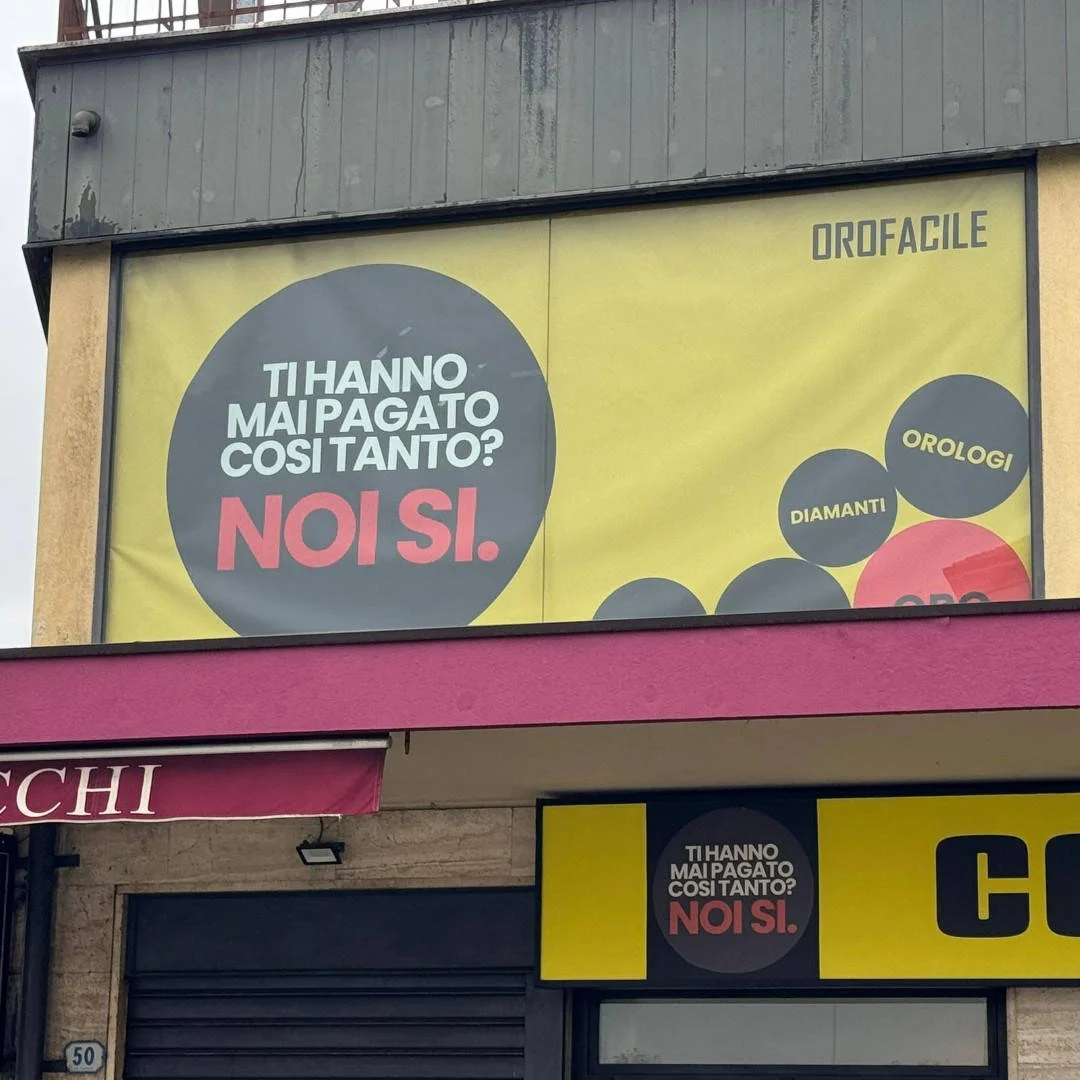 Compro oro Padova di Via Ludovico Ariosto, 48: ingresso negozio compro oro a Padova  vista laterale negozio ritiro oro usato a Padova