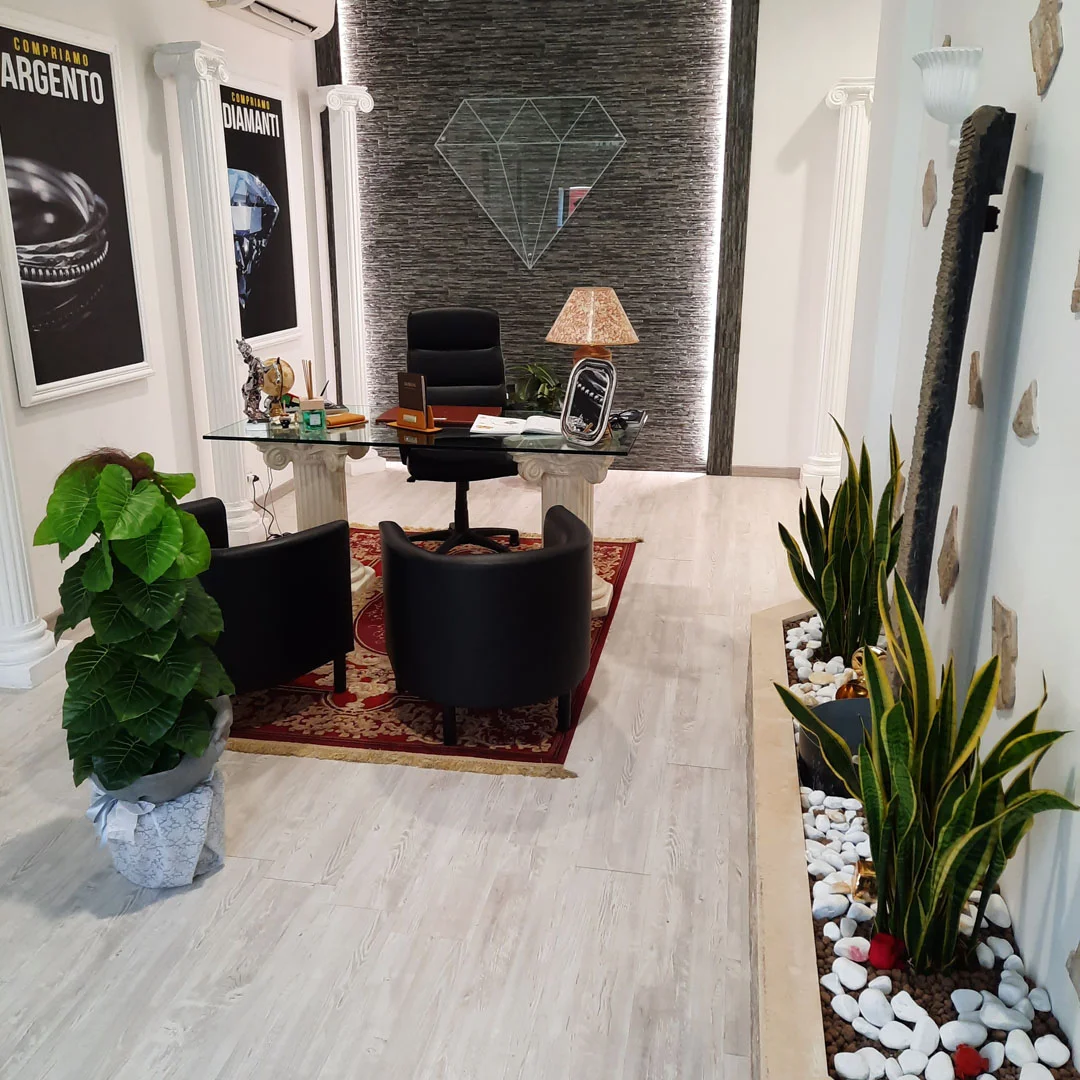 Compro oro Roma di Piazzale Enrico Dunant, 62/65: ingresso negozio compro oro a Roma  sala trattative quotazioni oro usato a Roma